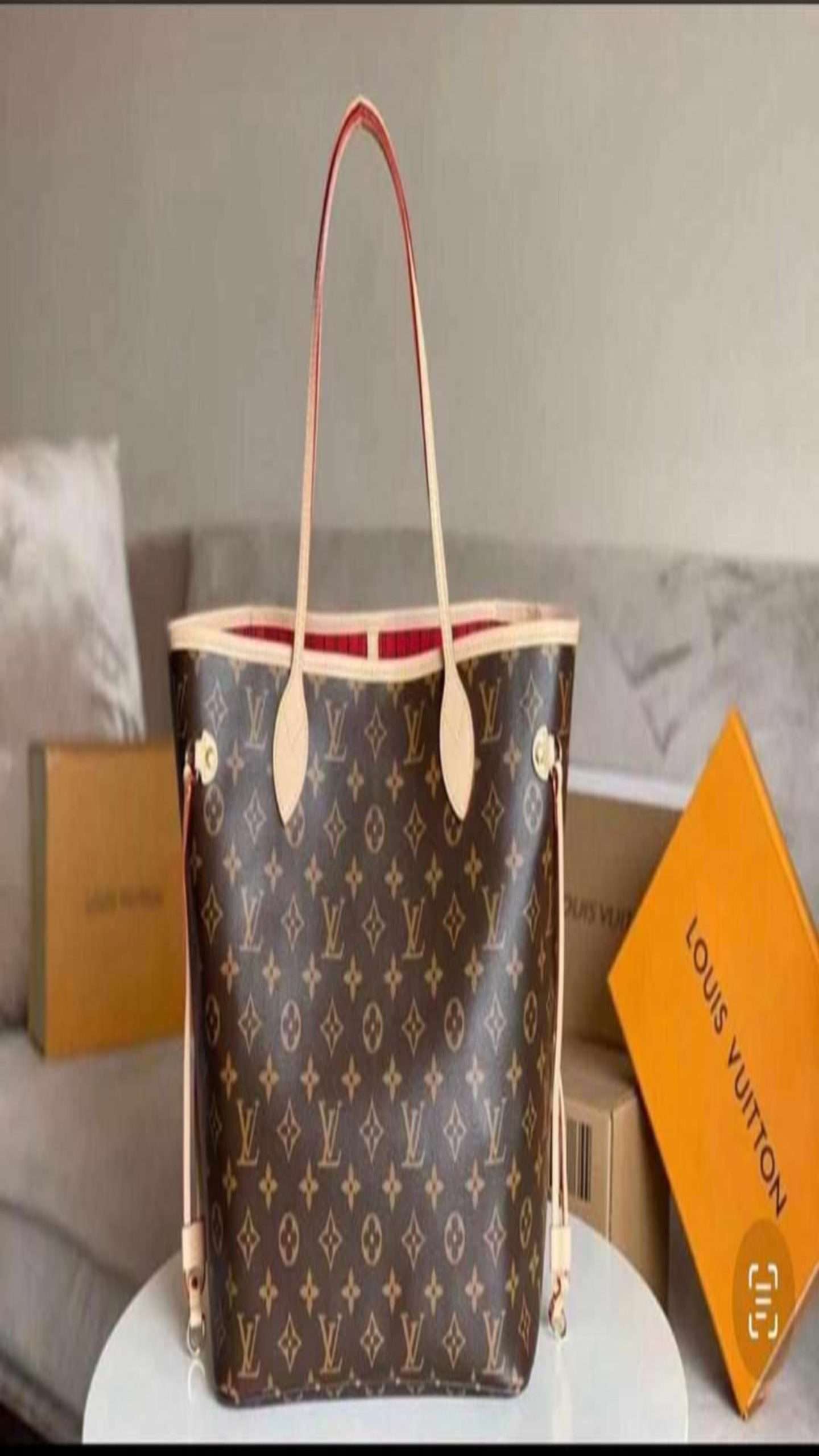 Louis Vuitton Big - Image 3