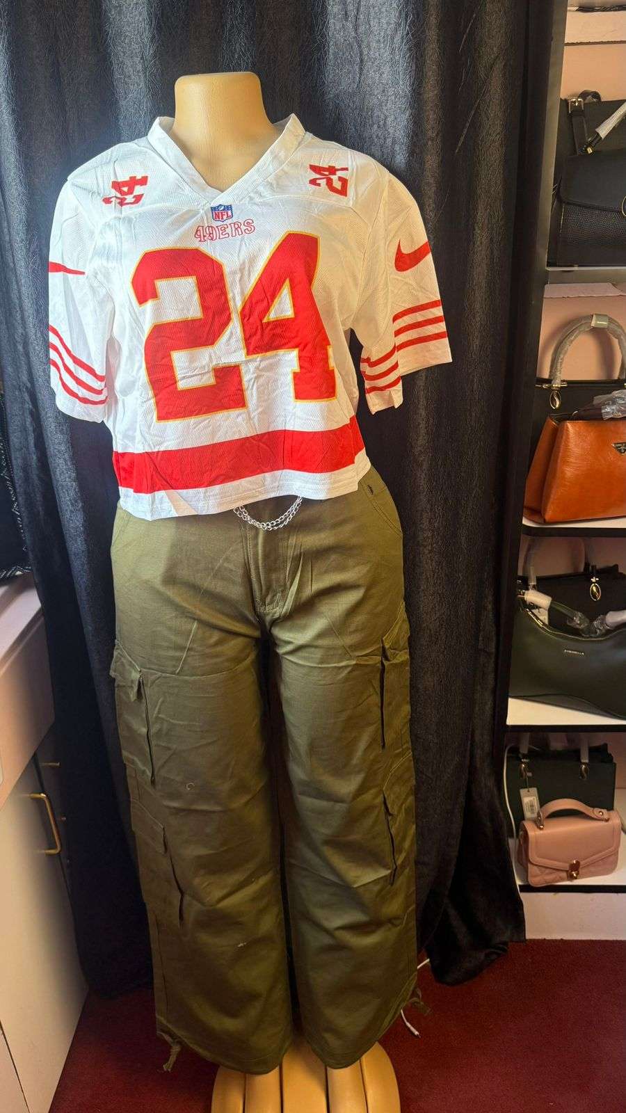 Crop baseball shirt. - Image 3