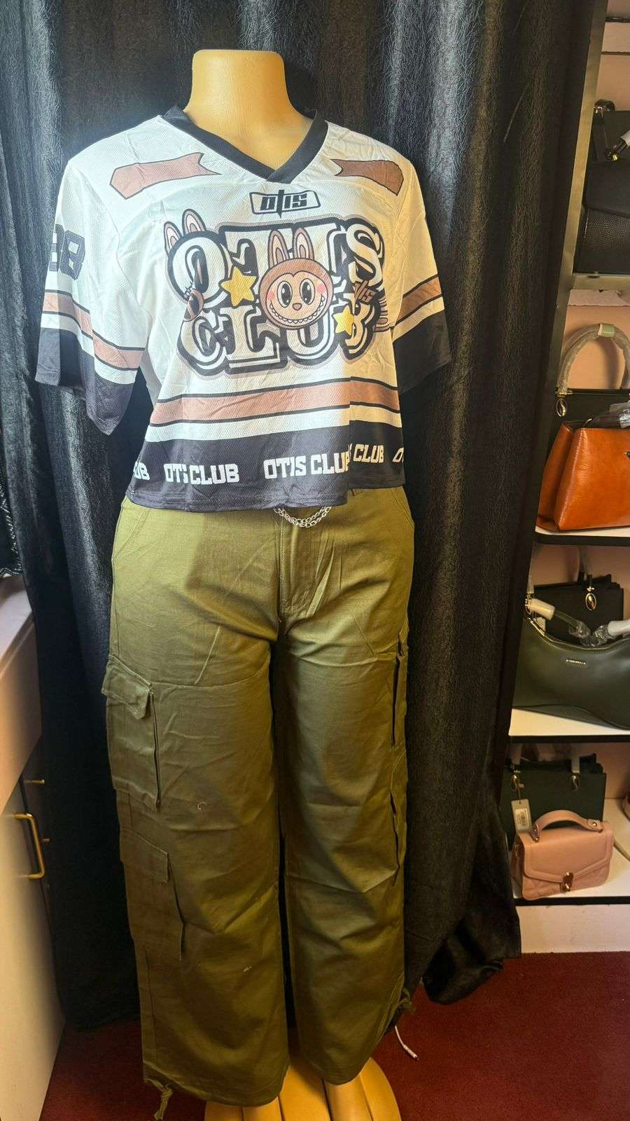Crop baseball shirt. - Image 2